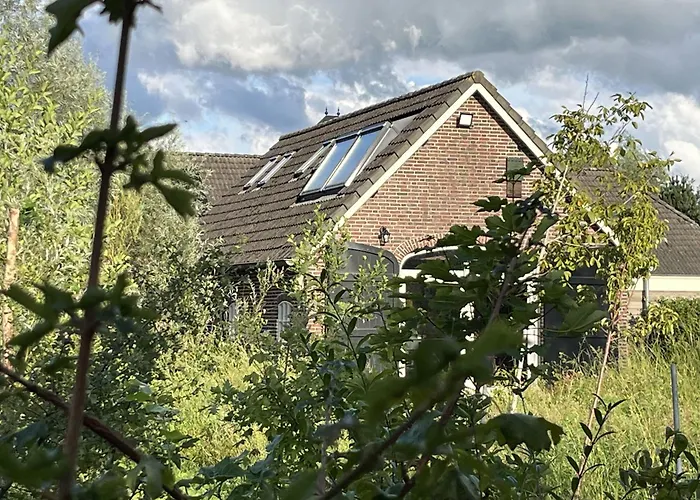 Gastenverblijf Boven De S L A G E R I J